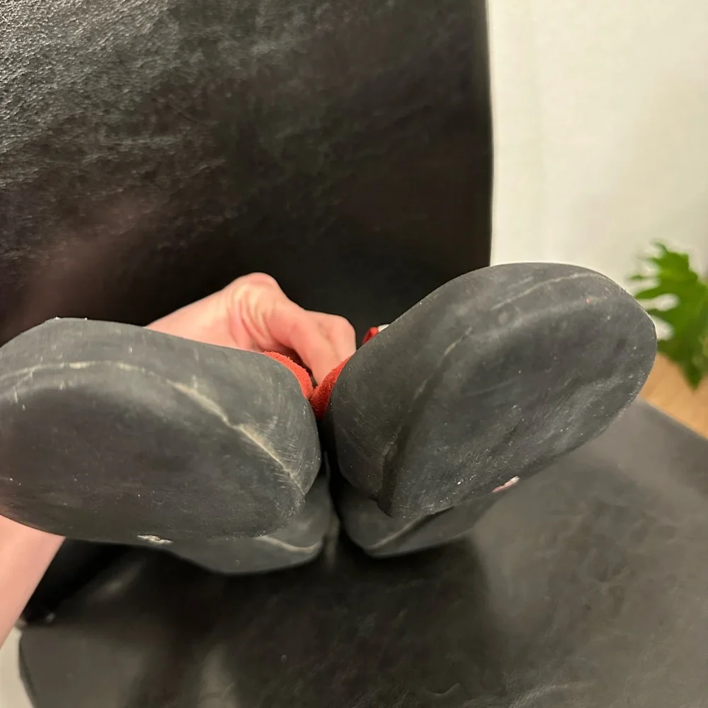 5.10 Anasazi Moccasym Climbing Shoes - Picture 5 of 7